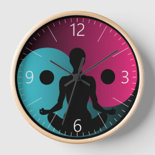 Reloj Joven chica practica yoga frente a un signo de Yin