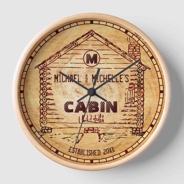 Reloj Log Cabin Nombre personalizado y Monograma Faux Wo (Anverso)