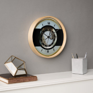 reloj moderno de oro blanco y negro