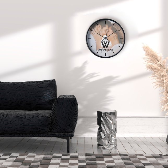 Reloj Monograma moderno de fotografía Personalizado simp (Subido por el creador)