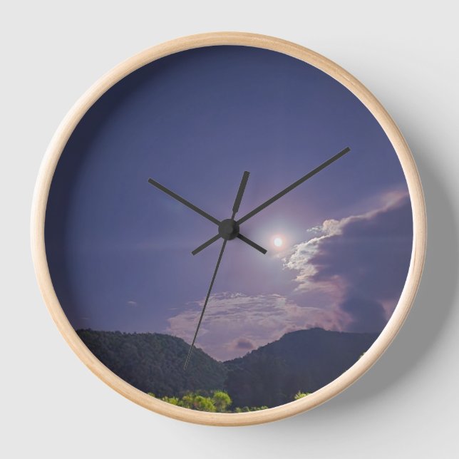 Reloj Noche iluminada por las montañas (Anverso)