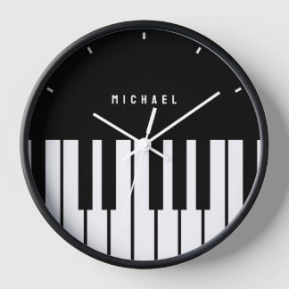 Reloj Nombre de monograma de teclado de piano negro y bl