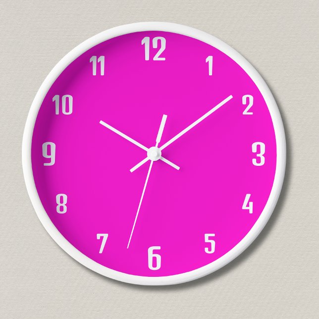 Reloj Números blancos modernos | Clásica Neon Fuchsia (Subido por el creador)