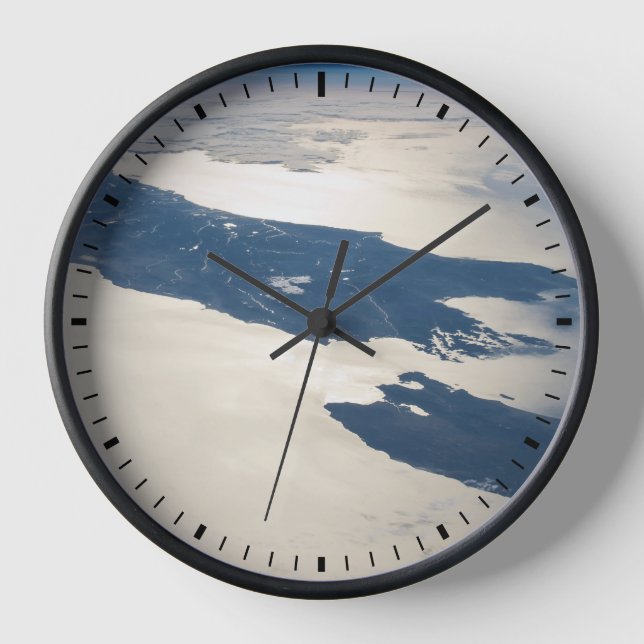 Reloj Panorama Desde El Espacio Resaltando El Estrecho D (Anverso)