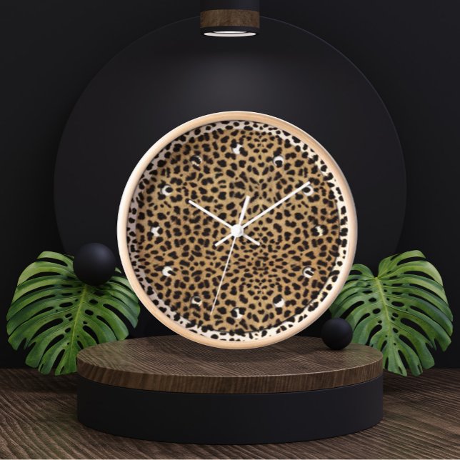 Reloj Patrón de impresión de Cheetah  (Cheetah Print Clock by Looly Elzayat)