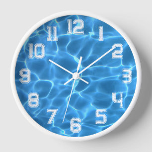 Reloj Piscina con contorno atlético blanco estilo grunge