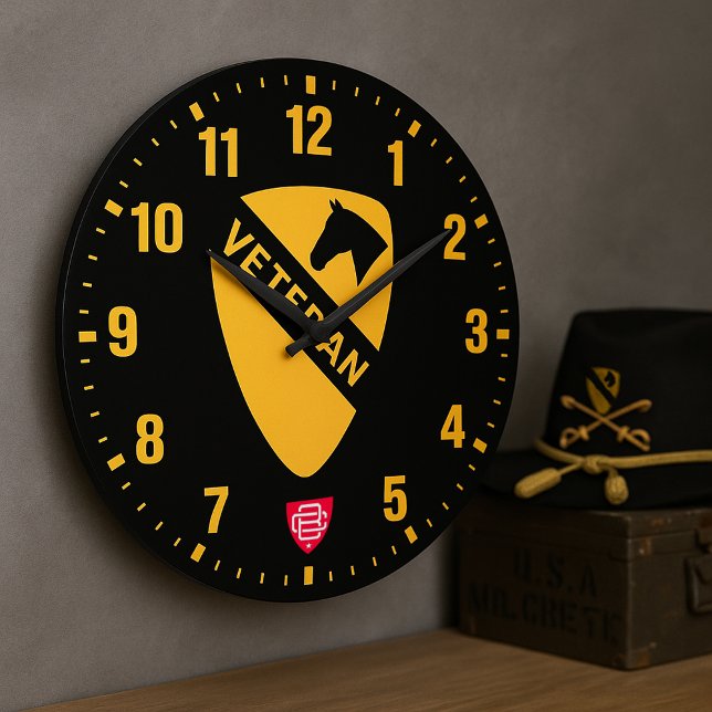 Reloj Redondo Grande 1ª División de Caballería "Primer Equipo" Tributo (1st Cavalry Division Veteran Tribute Wall Clock)