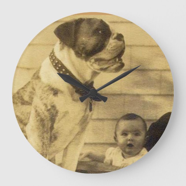 Reloj Redondo Grande 1920s pitbull guards baby (Anverso)