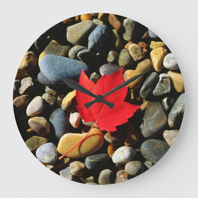 Reloj Redondo Grande A Maple leaf on a Rock Background (Anverso)