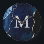 Reloj Redondo Grande Agato azul de la marina monograma personalizado ac<br><div class="desc">Personalice este Reloj de pared acrílica de la Marina Blue Agate y agregue texto personalizado al diseño.</div>