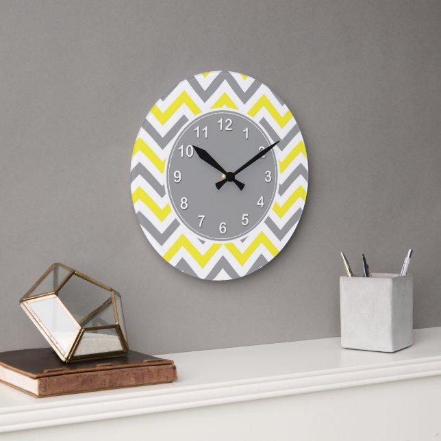 Reloj Redondo Grande Amarillo, Gris Dk Whm Gran Patrón ZigZag Chevron (Oficina)
