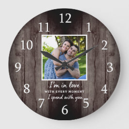 Reloj Redondo Grande Aniversario del amor del Boda Rustic Dark Wood