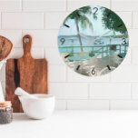 Reloj Redondo Grande Árbol de palmas de botes de agua tropical panorámi<br><div class="desc">PERFECTO DÍA CARRIBEAN SUN BOATES VACATION SIEMPRE . . cualquier pregunta de diseño,  sólo envíe un correo electrónico a charmdesignstudio@rcn.com y estaremos encantados de asistirle.</div>