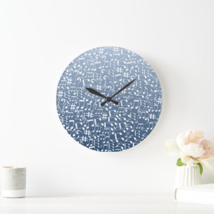 Reloj Redondo Grande Armoniosa Luz de Azul Fumoso a Tonos Oscuros Músic