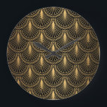 Reloj Redondo Grande Art Deco, oro negro, patrón sin costuras.<br><div class="desc">Patrón Art Decó. Fondo dorado y negro impecable. Escales o cáscaras cruzan el adorno de encaje. Diseño geométrico minimalista. Líneas antiguas. Motivos de los años 20-30. Ilustracion de lujo inmerso en el Art Deco con líneas geométricas en negro y oro. Un toque vintage de lujo. En la elegancia de la...</div>