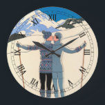 Reloj Redondo Grande Art Deco vintage, amantes de la nieve por George B<br><div class="desc">Ilustracion de época arte deco amor y diseño romántico con un hombre y una mujer besándose en las pistas de esquí de un bonito complejo. Una pareja joven en vacaciones se besa en una montaña cubierta de nieve en invierno. L'Hiver (alias Invierno: Amantes en la Nieve) del artista George Barbier,...</div>