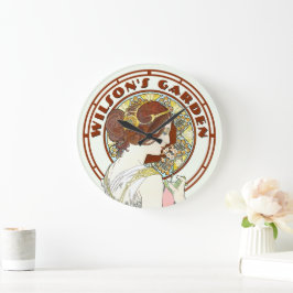 Reloj Redondo Grande Art Nouveau de la era victoriana por Mucha Garden