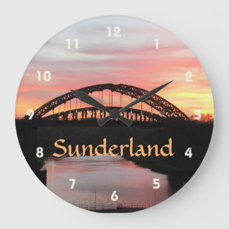 Reloj Redondo Grande Atardecer sobre el puente Wearmouth de Sunderland