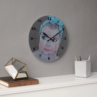 Reloj Redondo Grande Baby Portrait Painting by Alfred Fox