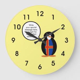 Reloj Redondo Grande Bandera de Ålander hablando Sra. Penguin