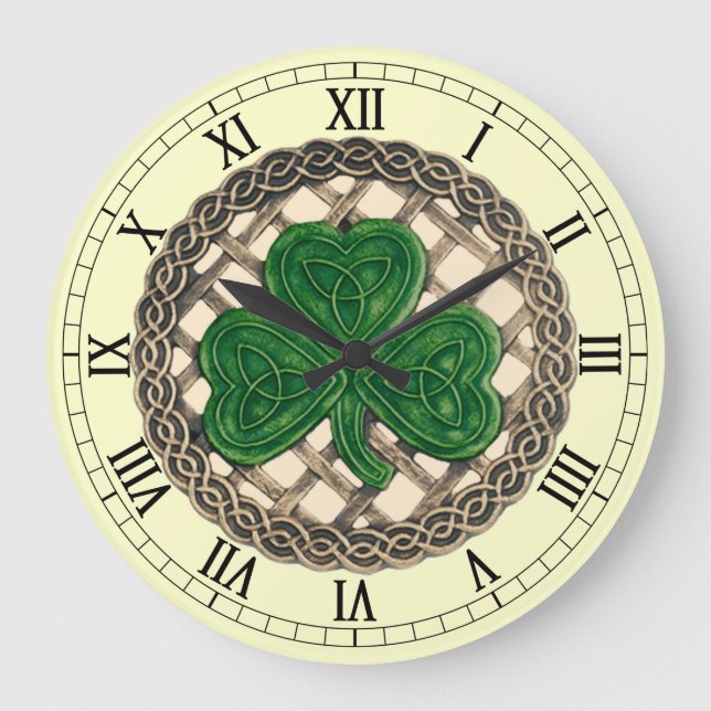Reloj Redondo Grande Beige Shamrock &Celtic Knots Roman Numeral Clock (Anverso)