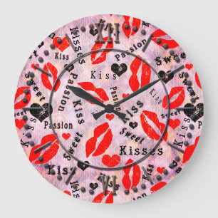 Reloj Redondo Grande Beso, labios rojos.