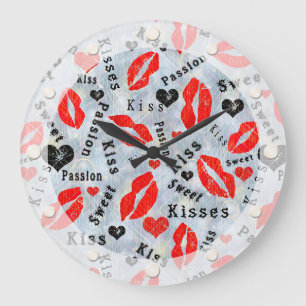 Reloj Redondo Grande Beso, labios rojos.