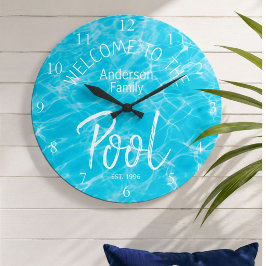 Reloj Redondo Grande Bienvenidos a la Piscina Familiar con Agua Persona