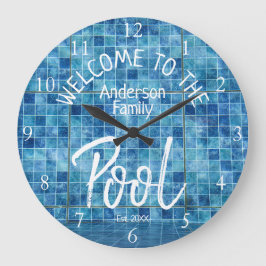 Reloj Redondo Grande Blue Tile personalizado Bienvenido a la piscina fa