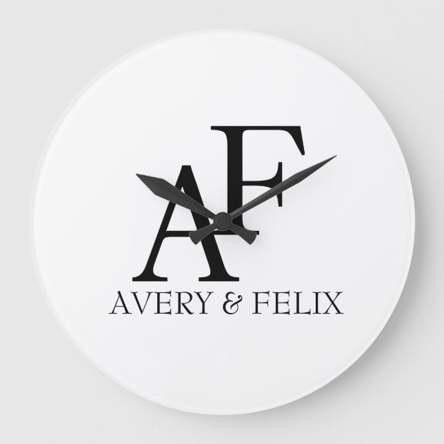 Reloj Redondo Grande Boda Monograma Invitado elegante negro y blanco (Anverso)