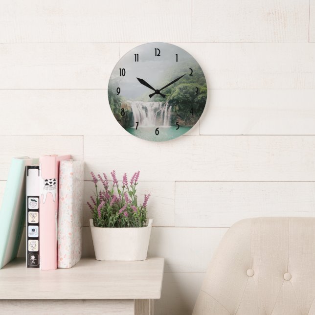 Reloj Redondo Grande Bonita cascada en un bosque de montaña (Sala de lectura)