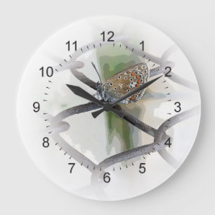 Reloj Redondo Grande butterfly on fence