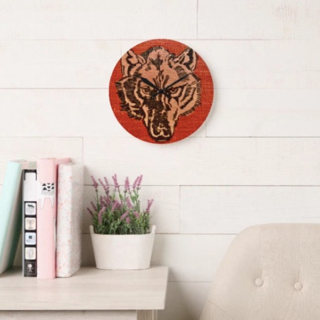Reloj Redondo Grande Cabeza de Lobo en Rojo  (Wolf Head on Red  Design high-quality wall clock vibrantly printed non-ticking design.

)
