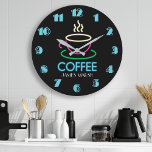 Reloj Redondo Grande Cafetería Retro Neon Rótulo<br><div class="desc">Personalizado de nombre personalizado retro negro brillante neón Rótulo reloj de pared de café por Bonito imprimible. Reloj perfecto para la cocina,  o Cueva Man,  y hace un gran regalo para los amantes del café.</div>