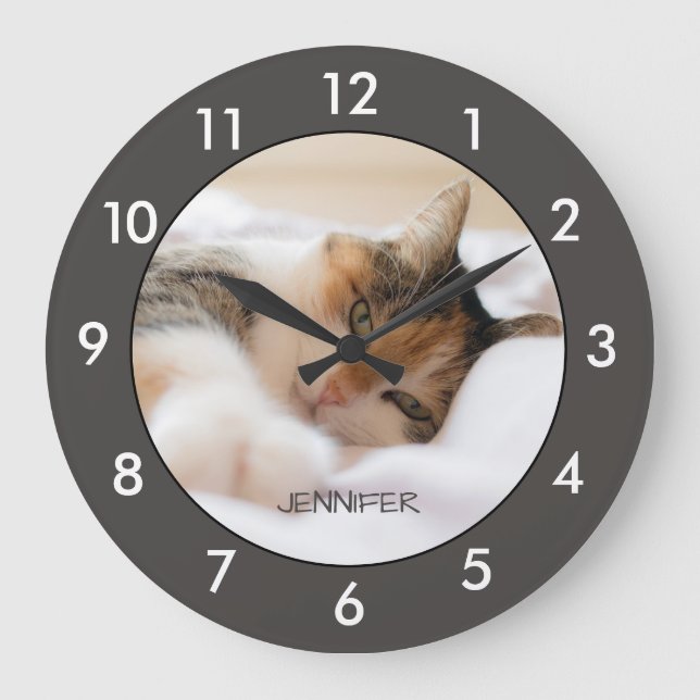 Reloj Redondo Grande Calico Cat Resting Personalizado Large Clock (Anverso)