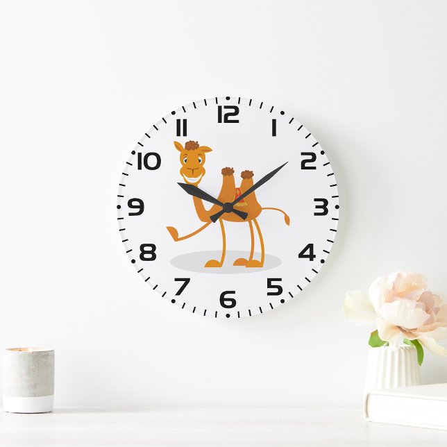 Reloj Redondo Grande Cartoon Camel Smiling Desert Animal Character (Subido por el creador)