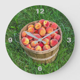 Reloj Redondo Grande Cesta de Bushel de Peaches Frescos