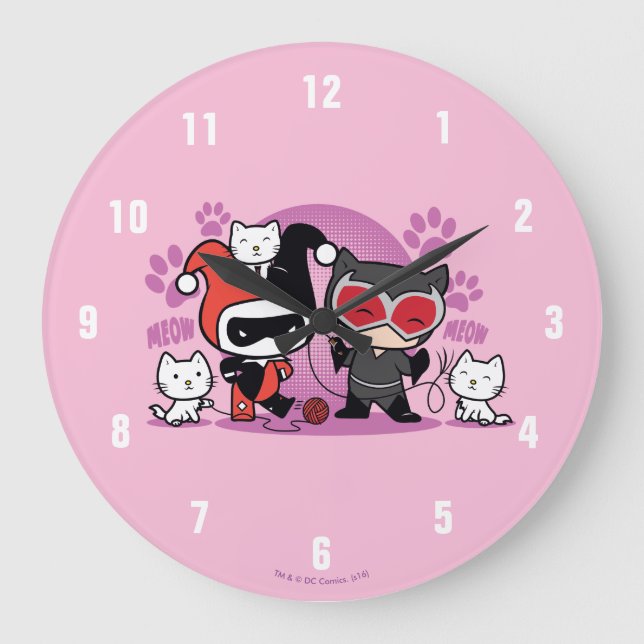 Reloj Redondo Grande Chibi Harley Quinn & Chibi Catwoman With Cats (Anverso)
