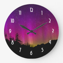 Cielo nocturno estrellado de Borealis de la aurora