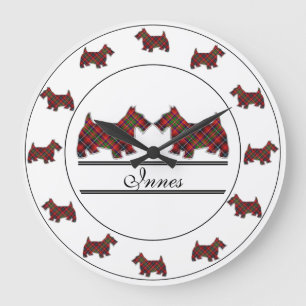 Reloj Redondo Grande Clan escocés Innes Tartan Plaid Scottie Dogs