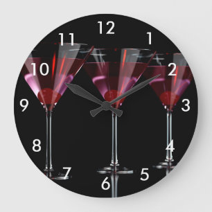 Reloj Redondo Grande Cócteles rojos en vidrio martini con cereza