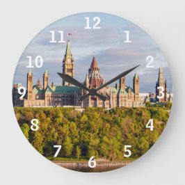 Reloj Redondo Grande Colina del Parlamento en Ottawa - Ontario, Canadá