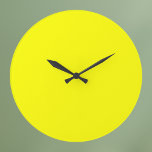Reloj Redondo Grande Color sólido neón amarillo<br><div class="desc">Color sólido amarillo neón. Un tono llamativo y llamativo de amarillo brillante que llama la atención al instante. Este tono vívido evoca el calor radiante de la luz del sol y la energía alegre de un girasol en plena floración. Este llamativo amarillo le da un toque fresco y dinámico.</div>