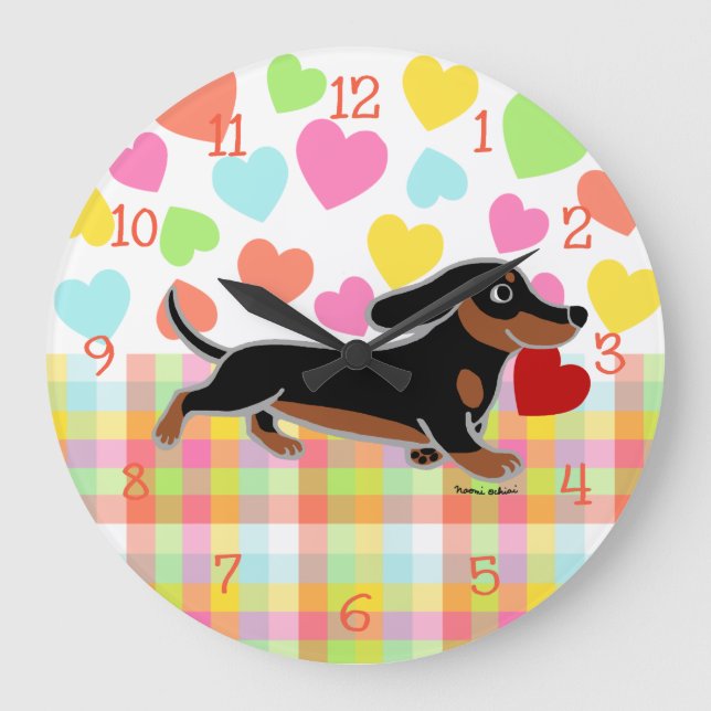 Reloj Redondo Grande Corazón de Dachshund Negro y Tan suave (Anverso)