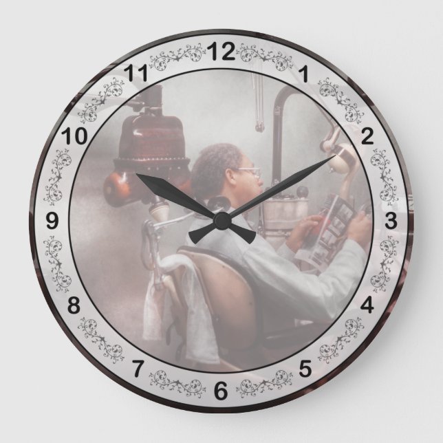 Reloj Redondo Grande Dentista - Esperando al dentista (Anverso)