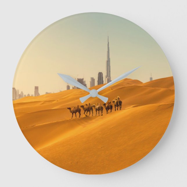 Reloj Redondo Grande Deserts | Dubai's Skyline View with Camels (Anverso)