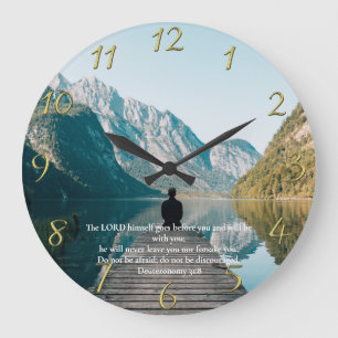 Reloj Redondo Grande Deuteronomio 31:8 sentado en el muelle