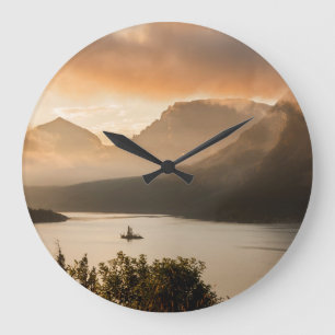 Reloj Redondo Grande EE. UU., Montana, Parque Nacional Glaciar. Amanece