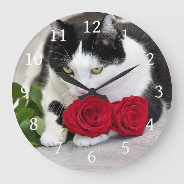 Reloj Redondo Grande El gato lindo con la rosa roja (Anverso)