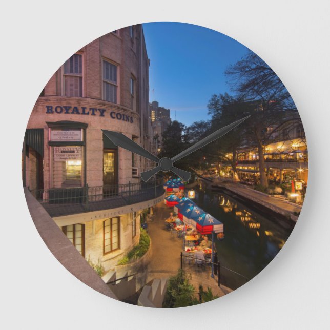 Reloj Redondo Grande El Riverwalk At Dusk En El Centro De San Antonio 2 (Anverso)